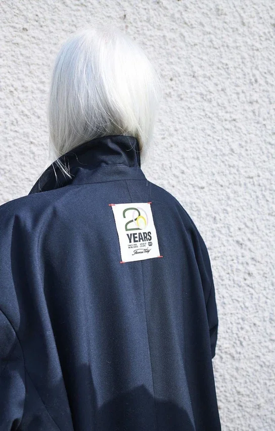 Blazer unisex Ayani - 20 años Referencia: AYA15A20H26