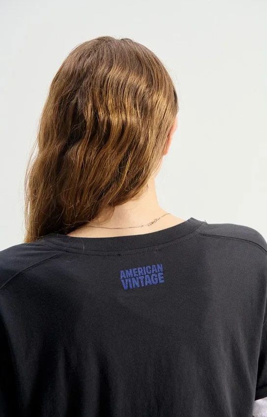 Camiseta de mujer Apoly. Referencia: APO02BH26