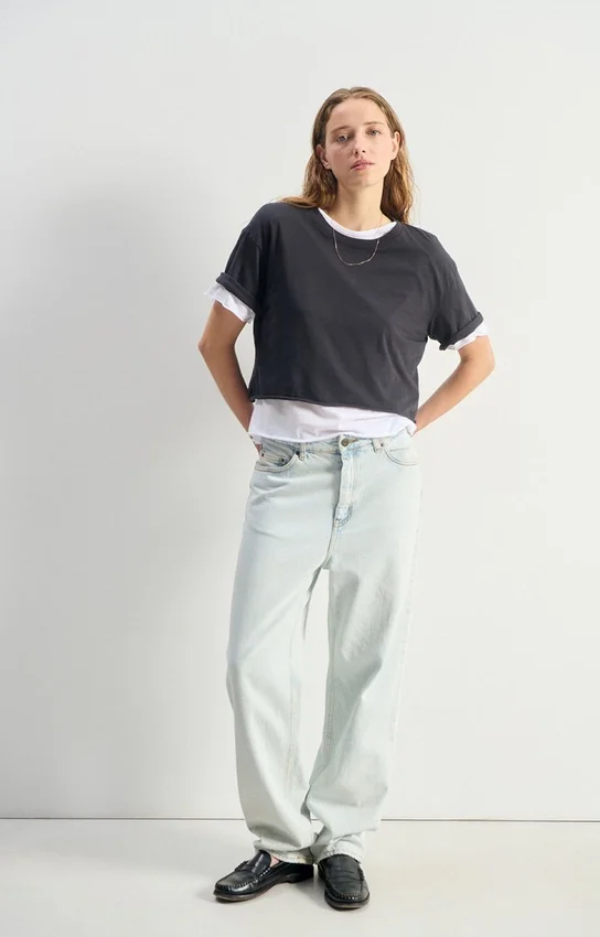 Camiseta de mujer Apoly. Referencia: APO02BH26
