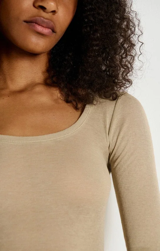Camiseta de mujer Massachusetts. Referencia: MAS04H26