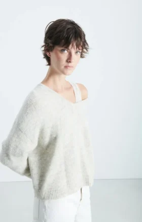 Jersey de mujer East. Referencia: EAST18HH26