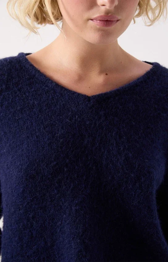 Jersey de mujer East. Referencia: EAST18HH26