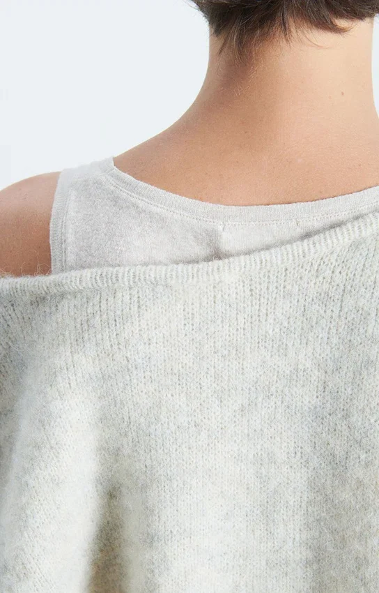Jersey de mujer East. Referencia: EAST18HH26