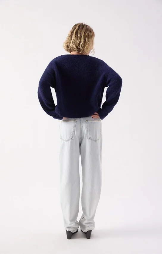Jersey de mujer East. Referencia: EAST18HH26