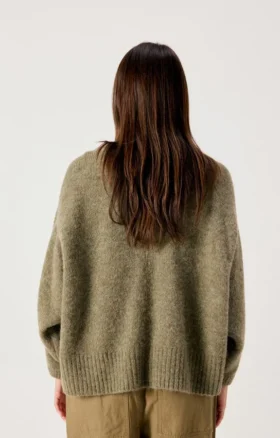 Jersey de mujer East Referencia: EAST18VH26