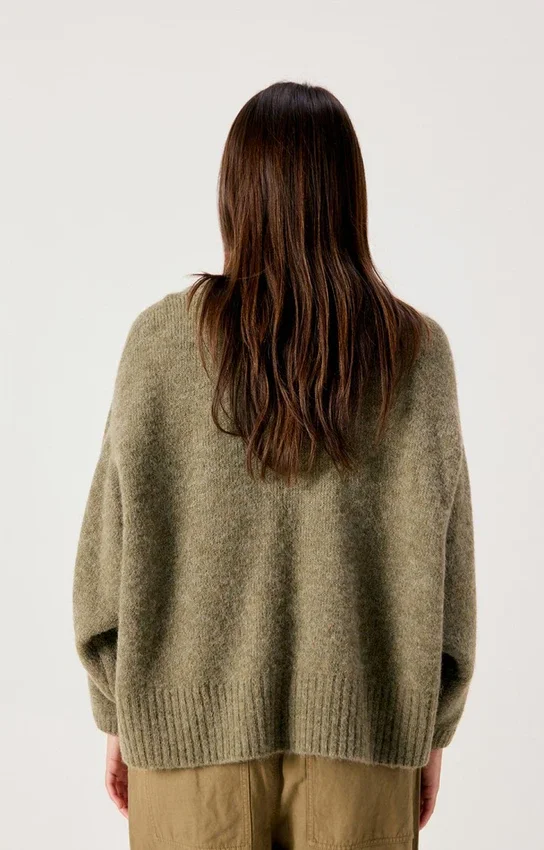 Jersey de mujer East Referencia: EAST18VH26