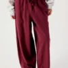 Pantalones de chándal de corte globo para mujer Lycaz Referencia: LYC10CH26