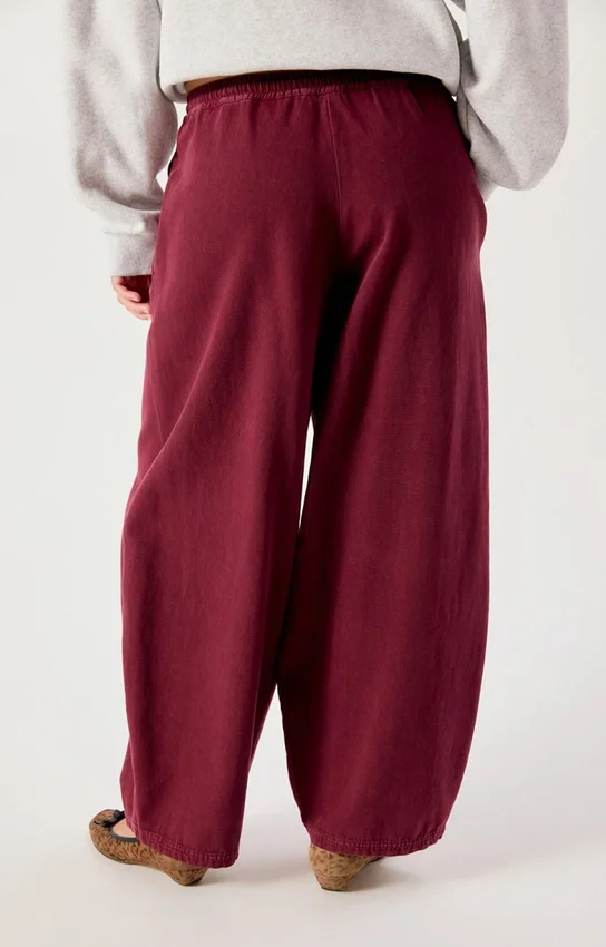 Pantalones de chándal de corte globo para mujer Lycaz Referencia: LYC10CH26