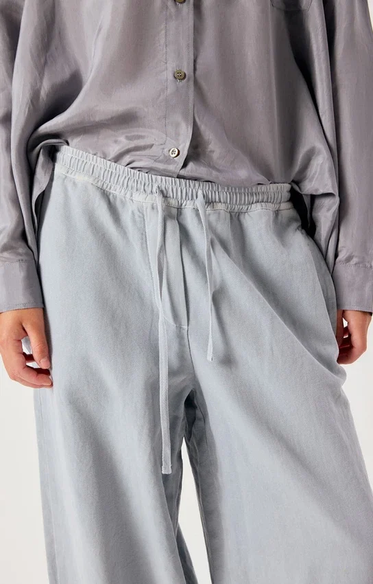 Pantalones de chándal de corte globo para mujer Lycaz Referencia: LYC10CH26