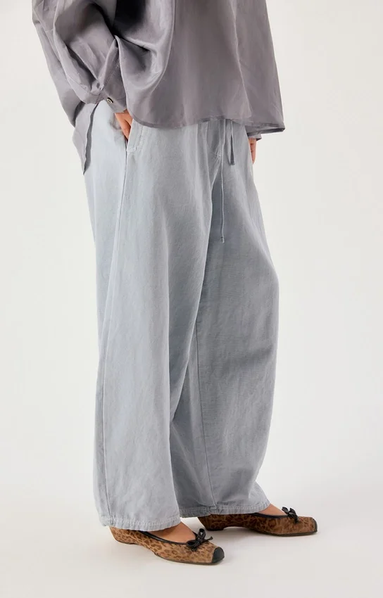 Pantalones de chándal de corte globo para mujer Lycaz Referencia: LYC10CH26