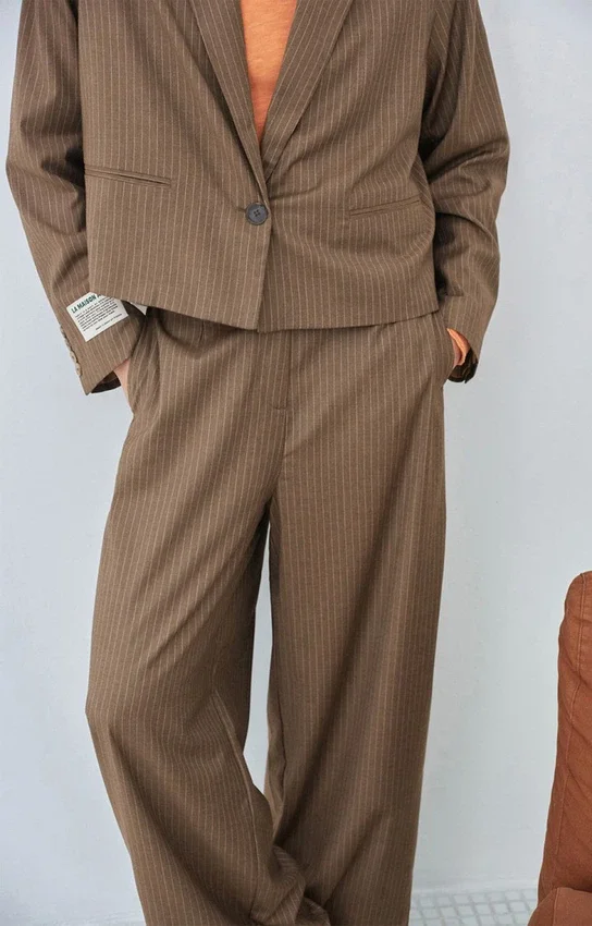 Pantalones de mujer Yroway. Referencia: YRO10AH26