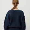 Sudadera de mujer Izubird. Referencia: IZU03AH26