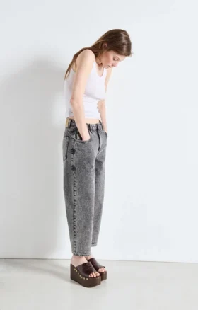 Vaqueros «boyfriend» para mujer de Yopday. Referencia: YOP11IH26