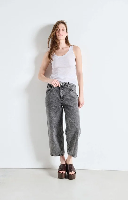 Vaqueros «boyfriend» para mujer de Yopday. Referencia: YOP11IH26