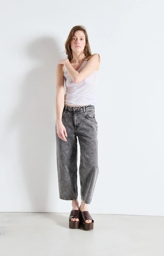 Vaqueros «boyfriend» para mujer de Yopday. Referencia: YOP11IH26