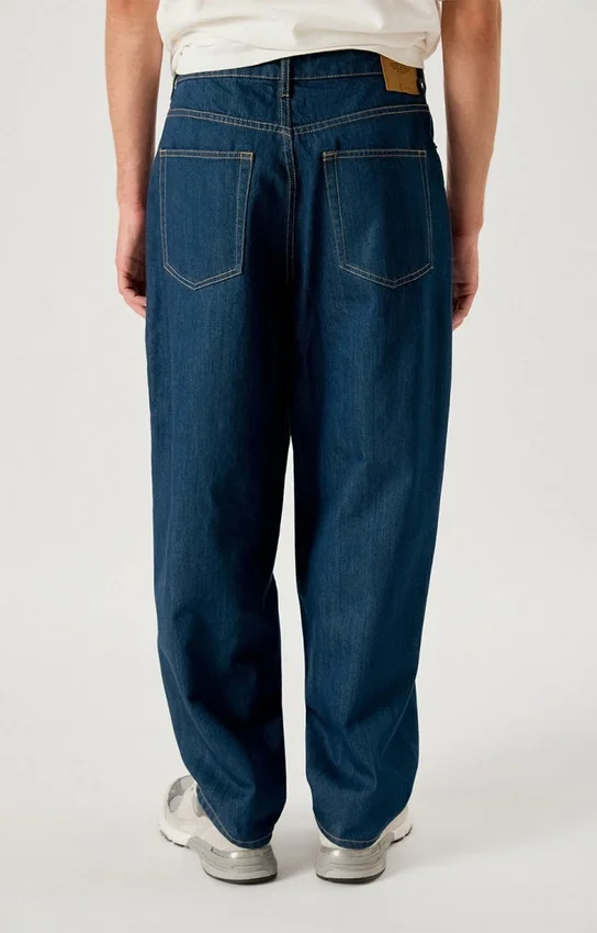 Vaqueros de corte globo para hombre Rifow Referencia: MRIF11AH26